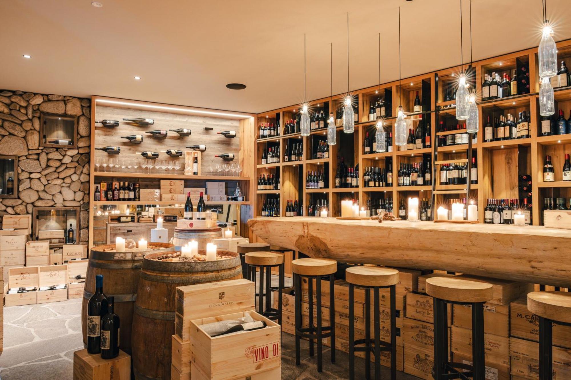 My Arbor - Dolomites Hotel Bressanone Kültér fotó Wine bar in Zurich